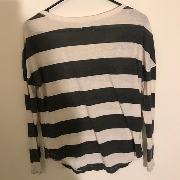 white & grey long sleeve shirt - Picture 2 of 2